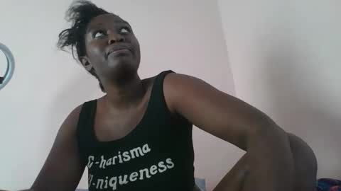 pretty_kylah online show from 23, 11, 2025