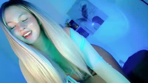 Flor online show from 9, 11, 2025