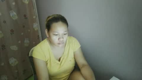 pretty_lyn08 online show from 28, 4, 2026