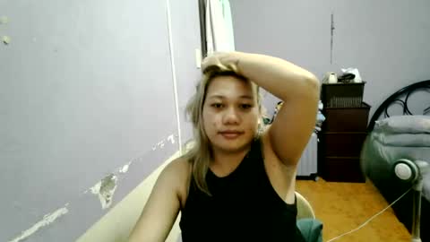 pretty_lyn08 online show from 15, 7, 2026