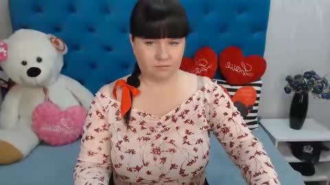 pretty_malika online show from 15, 2, 2025