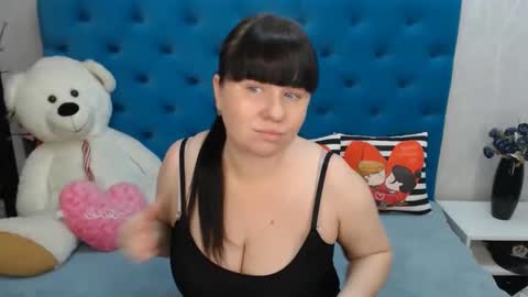 pretty_malika online show from 2, 3, 2025