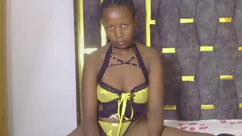 Snapshot of pretty_marslady chatting on 23, 10, 2025 pretty_marslady online show from 23, 10, 2025