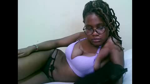 Snapshot of pretty_mellan chatting on 10, 2, 2025 pretty_mellan online show from 10, 2, 2025