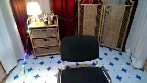 Snapshot of pretty_petite_asian143 chatting on 10, 2, 2026 samantha online show from 10, 2, 2026