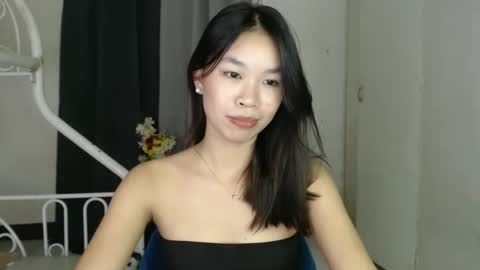 Snapshot of pretty_princes19 chatting on 8, 5, 2026 Princess online show from 8, 5, 2026