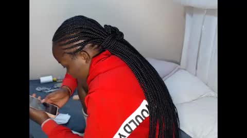 Essy online show from 6, 10, 2025