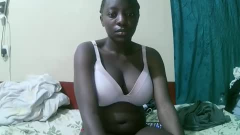 Snapshot of pretty_tiffany1 chatting on 30, 11, 2025 pretty_tiffany1 online show from 30, 11, 2025