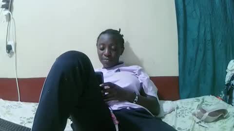 Snapshot of pretty_tiffany1 chatting on 30, 11, 2025 pretty_tiffany1 online show from 30, 11, 2025