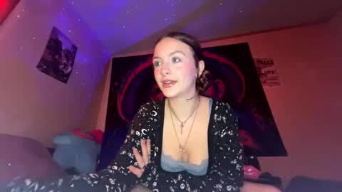 prettybabyzozo online show from 11, 1, 2026