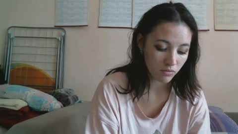 Bella online show from 3, 10, 2025