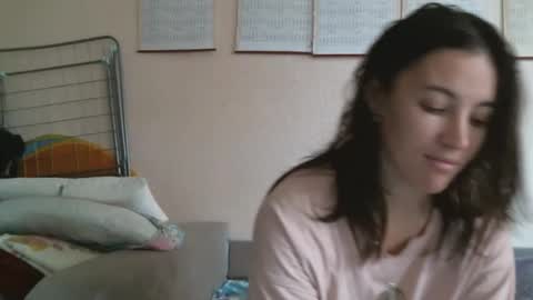 Bella online show from 14, 10, 2025