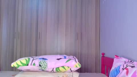 Snapshot of prettybigclit_ebony chatting on 16, 10, 2025 prettybigclit_ebony online show from 16, 10, 2025