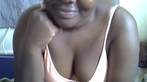 prettybooty1 online show from 3, 3, 2025