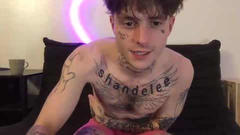 pretty boy online show from 20, 11, 2025