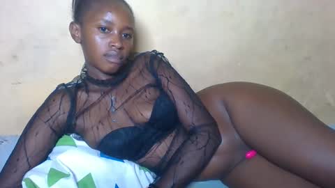 prettycarl_2 online show from 5, 11, 2025