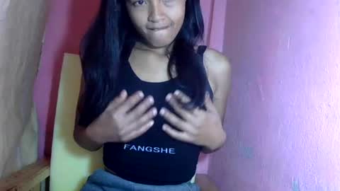 Snapshot of prettychoux chatting on 9, 7, 2026 prettychoux online show from 9, 7, 2026