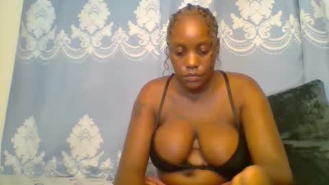 Snapshot of prettydarkskin002 chatting on 6, 1, 2026 SHANIA online show from 6, 1, 2026