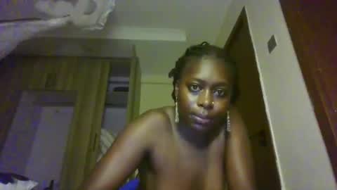 Snapshot of prettydulce chatting on 21, 4, 2026 prettydulce online show from 21, 4, 2026