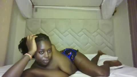 Snapshot of prettydulce chatting on 1, 5, 2026 prettydulce online show from 1, 5, 2026