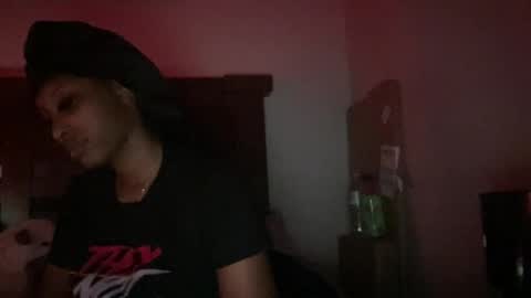 prettyfacefemale online show from 5, 8, 2026