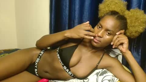 Snapshot of prettygoddess1 chatting on 26, 4, 2026 Mary online show from 26, 4, 2026