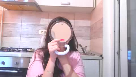 Snapshot of prettyjulliette chatting on 28, 4, 2026 prettyjulliette online show from 28, 4, 2026