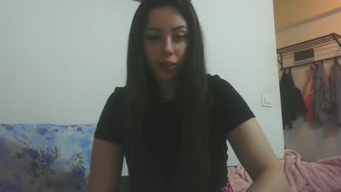 Snapshot of prettyjulliette chatting on 11, 5, 2026 prettyjulliette online show from 11, 5, 2026