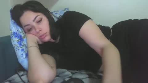 Snapshot of prettyjulliette chatting on 12, 5, 2026 prettyjulliette online show from 12, 5, 2026