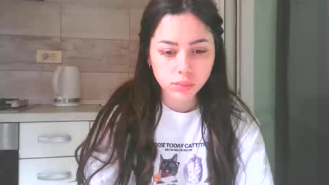 Snapshot of prettyjulliette chatting on 17, 5, 2026 prettyjulliette online show from 17, 5, 2026