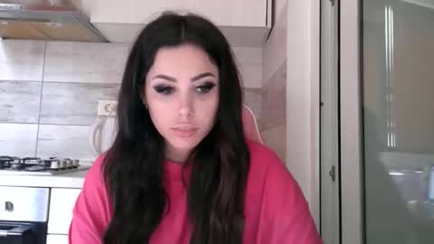 Snapshot of prettyjulliette chatting on 22, 5, 2026 prettyjulliette online show from 22, 5, 2026