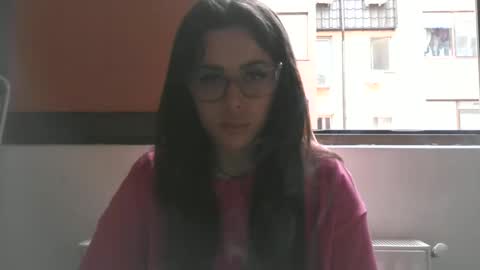 Snapshot of prettyjulliette chatting on 24, 5, 2026 prettyjulliette online show from 24, 5, 2026