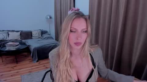 Eva online show from 10, 3, 2026