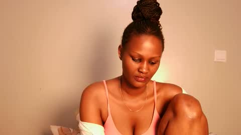 prettykeilaa online show from 23, 3, 2026