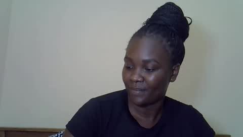Snapshot of prettyliz30 chatting on 22, 4, 2026 LILIAN online show from 22, 4, 2026