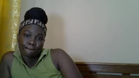 Snapshot of prettyliz30 chatting on 30, 4, 2026 LILIAN online show from 30, 4, 2026