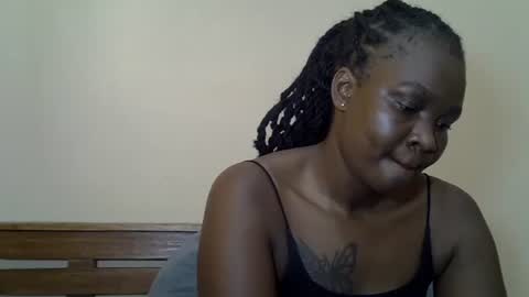 Snapshot of prettyliz30 chatting on 29, 5, 2026 LILIAN online show from 29, 5, 2026