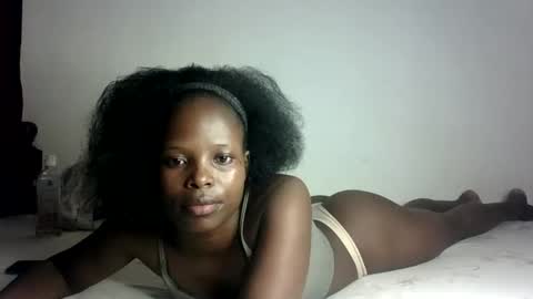 Snapshot of prettymelly_ chatting on 10, 2, 2025 Melly online show from 10, 2, 2025