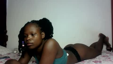 Snapshot of prettymelly_ chatting on 6, 3, 2025 Melly online show from 6, 3, 2025