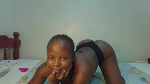 Snapshot of prettymelly_ chatting on 2, 5, 2026 Melly online show from 2, 5, 2026