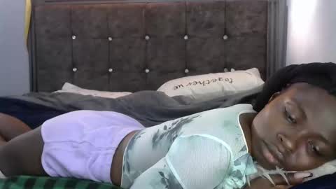 prettynancy19 online show from 12, 1, 2026