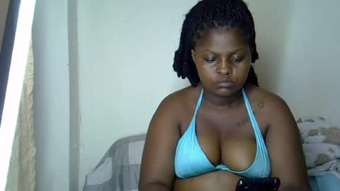 Snapshot of prettyriss chatting on 19, 6, 2026 prettyriss online show from 19, 6, 2026