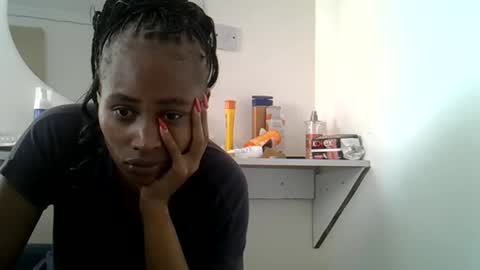 Snapshot of prettysmallsquiter chatting on 24, 5, 2026 apple online show from 24, 5, 2026