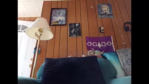 prettysolid7 online show from 17, 10, 2025