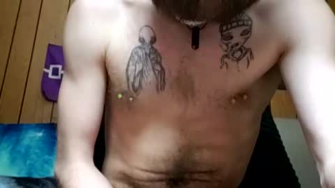 prettysolidd7 online show from 19, 2, 2025