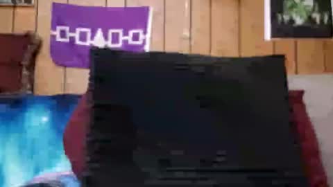 prettysolidd7 online show from 12, 3, 2025