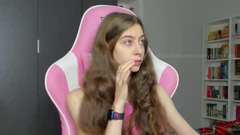 Sophie  next stream will be at Monday  i will wait you guys  online show from 9, 10, 2025