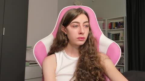 Sophie  next stream will be at Monday  i will wait you guys  online show from 17, 5, 2026