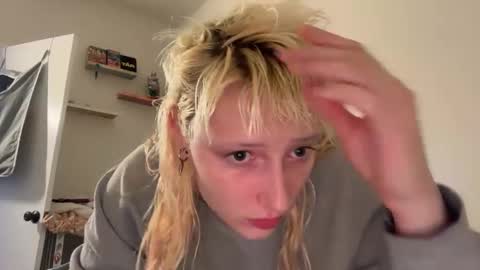 Dahlia online show from 27, 1, 2025