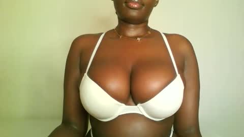 prettyvishy online show from 21, 4, 2026